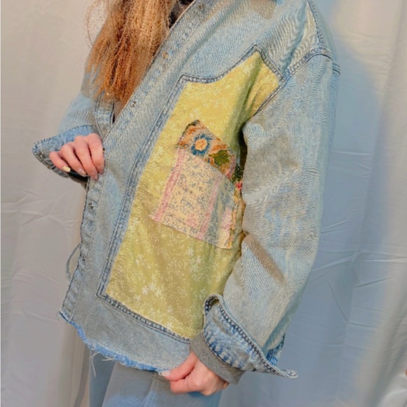 UPCYCLED Patchwork, hand embroidered Denim Jacket with Sunflower Design - Picture 2 of 6